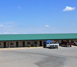 Aerial view - Adobe Inn Motel (El Paso)