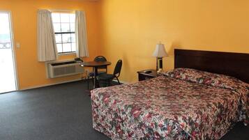 Desk, free WiFi, bed sheets