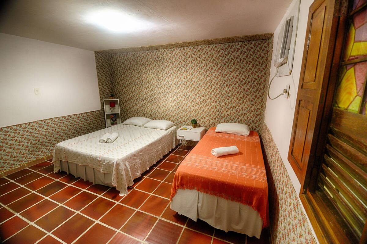 Basic Triple Room | Blackout drapes, WiFi (free)