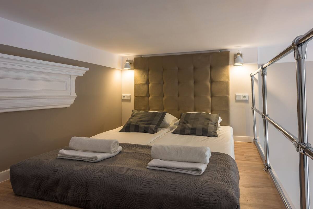 Apartment (studio 5)