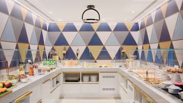 Daily buffet breakfast for a fee