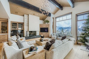 House, 4 Bedrooms | Living area | TV, video-game console, DVD player - Lucky Star At Belle Arbor 4 Bedroom Home by RedAwning (Park City)