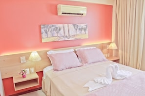 Minibar, in-room safe, blackout curtains, free WiFi - Residence Kariri Beach Cumbuco (Caucaia)