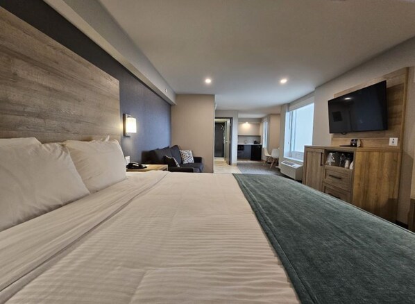 Superior-rum - 1 kingsize-säng med bäddsoffa - pentry (Deluxe Kitchenette Suite 1 King Bed) | 1 sovrum, sängtillbehör av högsta kvalitet och bäddmadrasser