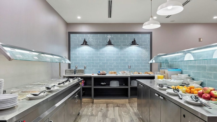 Vittoria Hotel and Suites