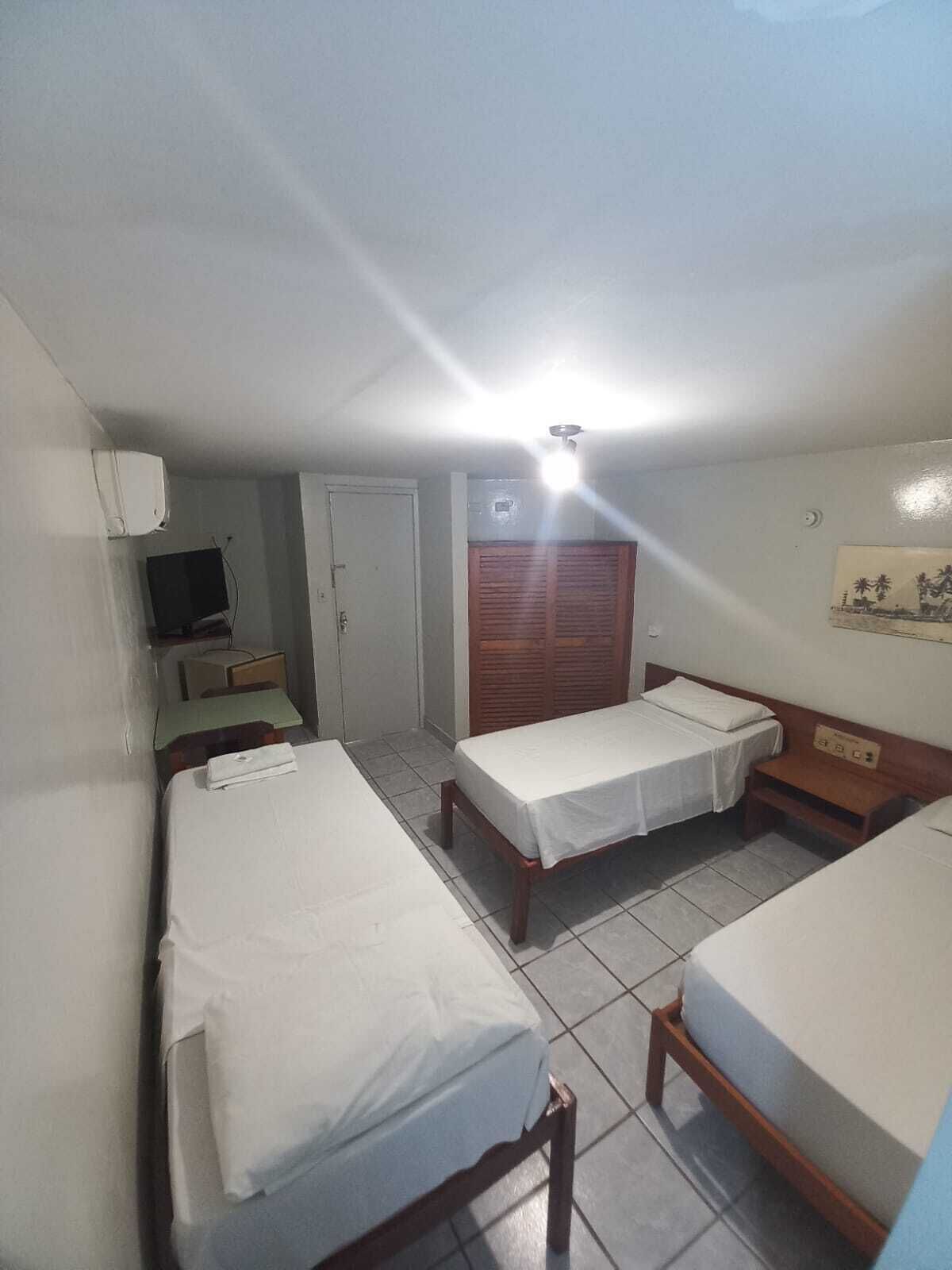 Minibar, free WiFi, bed sheets