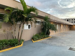 Fachada de la propiedad