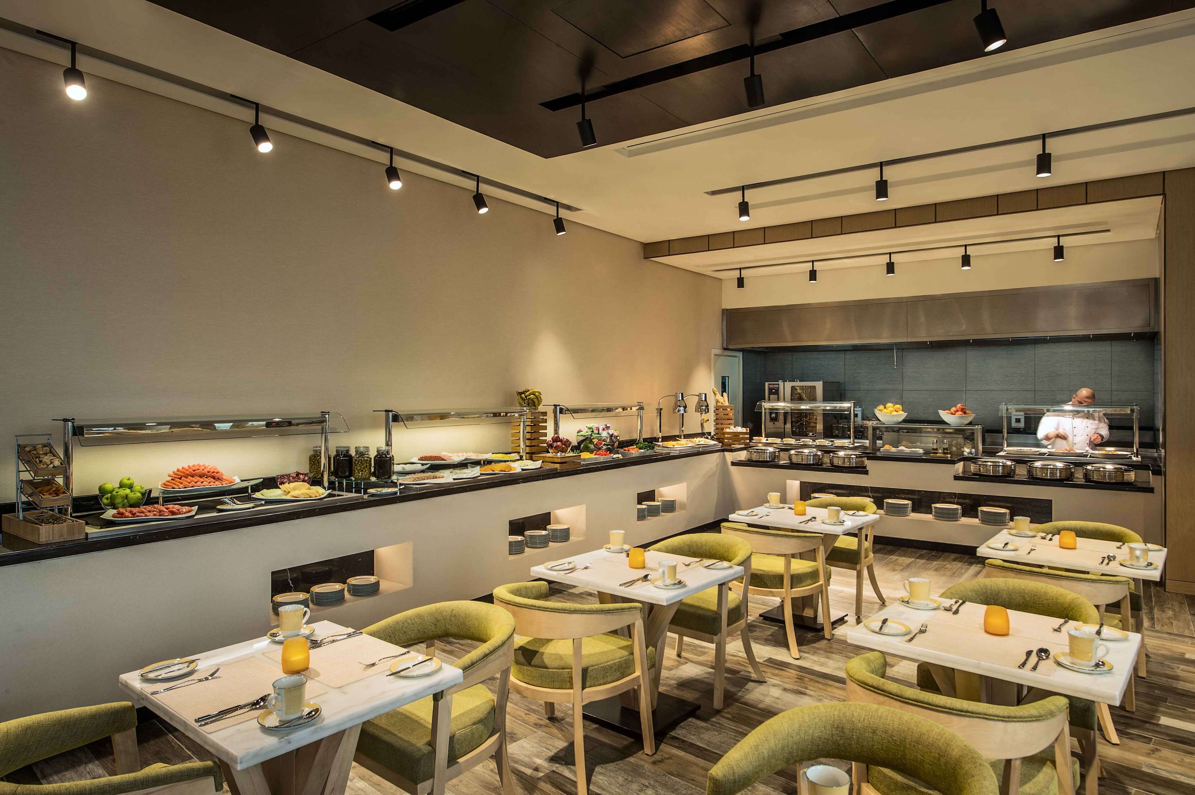 breakfast, lunch, dinner served; international cuisine