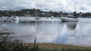 House, 4 Bedrooms | 4 bedrooms, blackout curtains, iron/ironing board, free WiFi