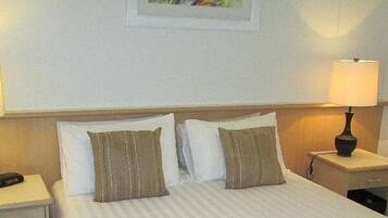 Villa, 3 Bedrooms | 3 bedrooms, blackout drapes, iron/ironing board, WiFi