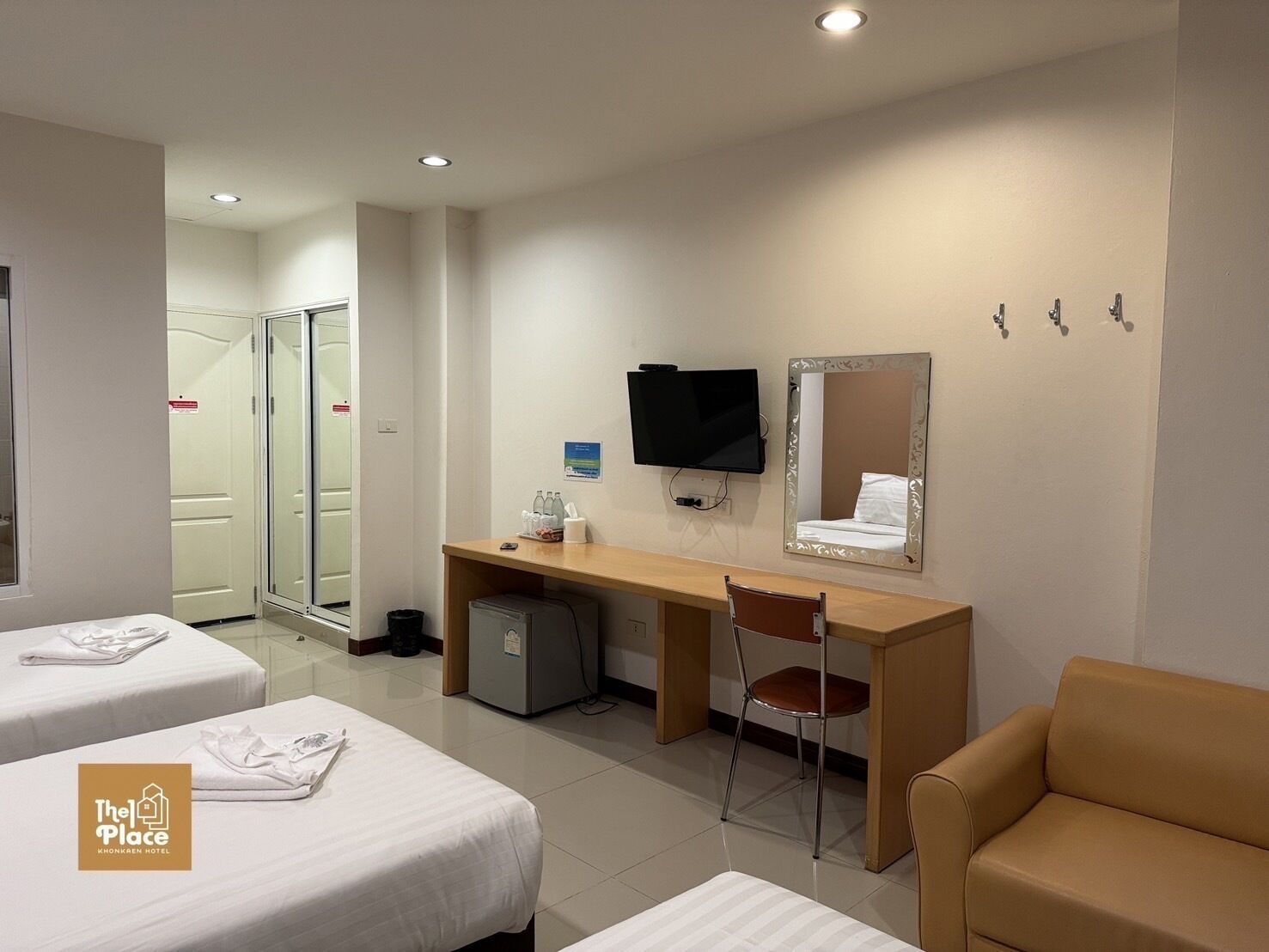 desk, blackout curtains, free wifi