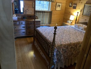 3 Schlafzimmer, Schreibtisch, Bügeleisen/Bügelbrett, kostenloses WLAN