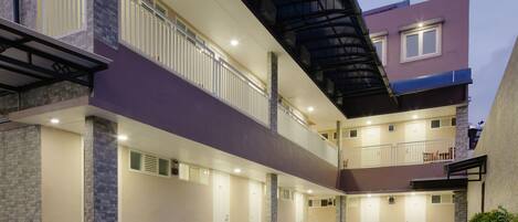 Façade de l’hébergement - soirée/nuit