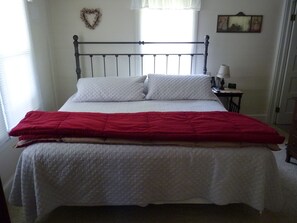 3 dormitorios, tabla de planchar con plancha, wifi gratis y ropa de cama