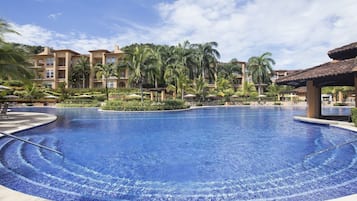 Alberca al aire libre