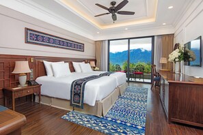 Balcony Classic Mountain View | Premium bedding, minibar, in-room safe, desk - Silk Path Grand Sapa Resort & Spa  (Sa Pa)