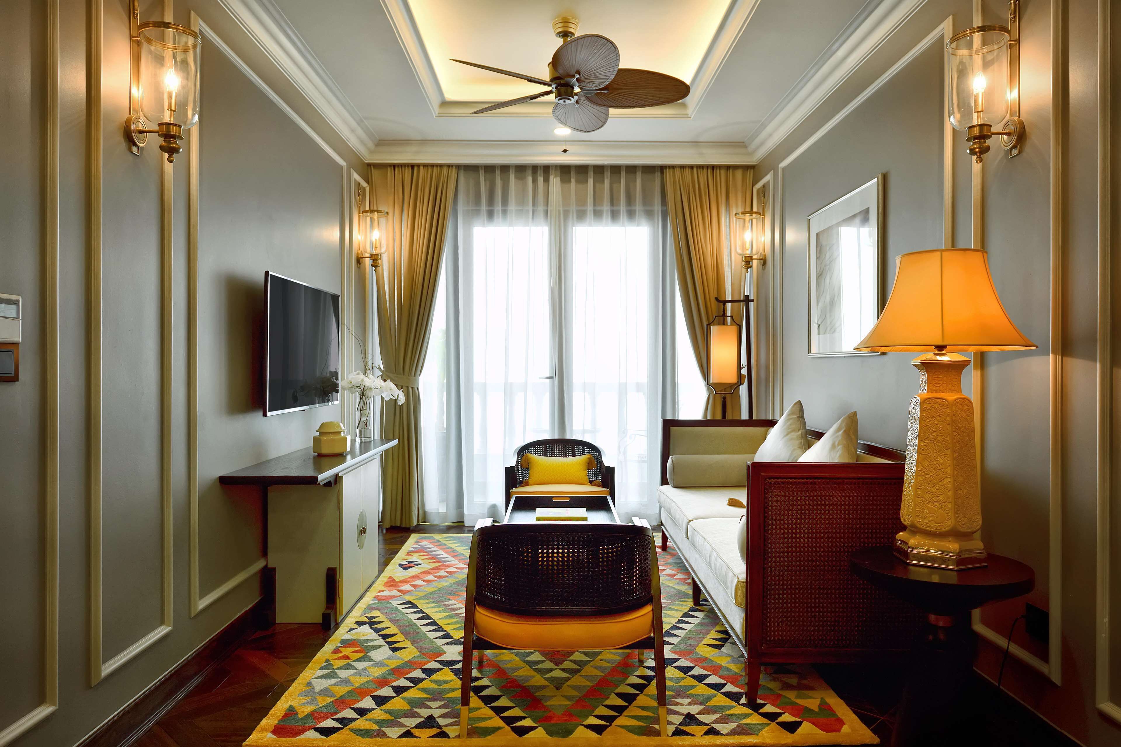 balcony executive suite | 1 bedroom, premium bedding, minibar, in-room safe