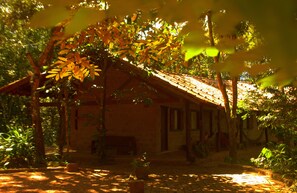 Habitación individual (Somente Transferência Bancária) | Fachada del alojamiento - Noche