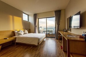 Minibar, desk, blackout curtains, free WiFi - Gaia Hotel Phu Quoc (Phu Quoc)