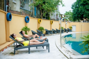 Outdoor pool - Muong Thanh Grand Tuyen Quang Hotel (Tuyen Quang)