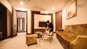 Living room - Muong Thanh Grand Phuong Dong Hotel (Truong Vinh)