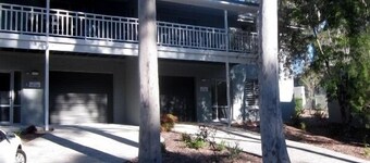 Blackbutt - Deluxe Family Townhouse