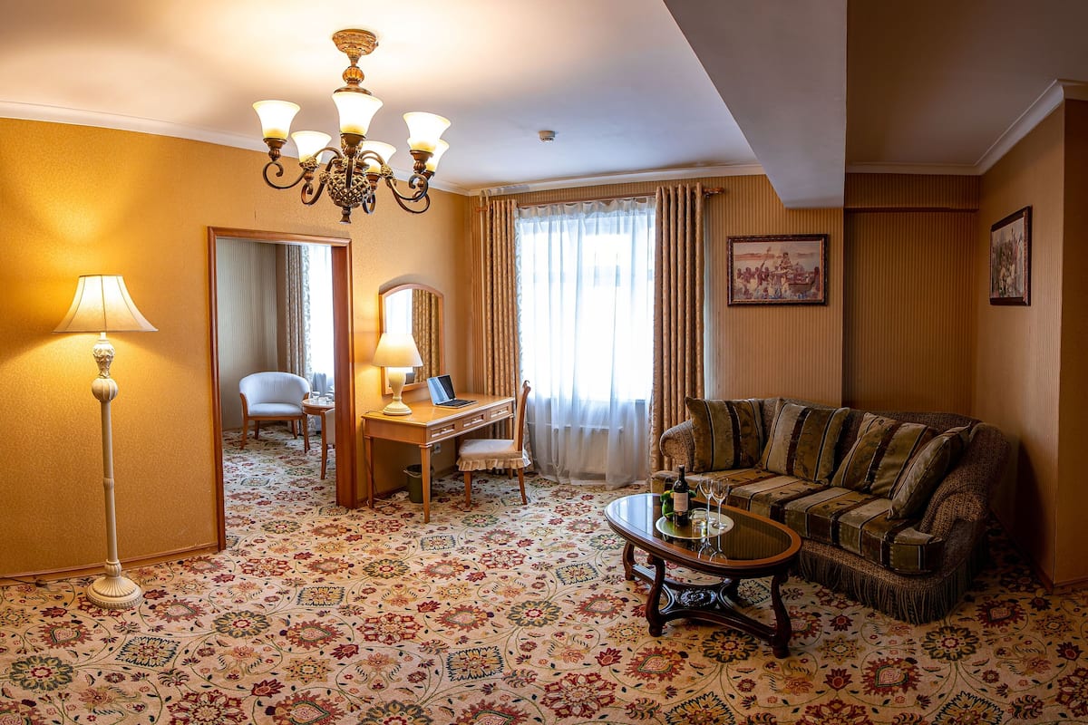 Deluxe Double Room Single Use | 1 bedroom, premium bedding, memory-foam beds, minibar