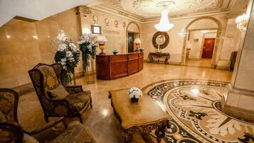 Bagian depan properti