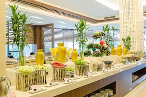 2 restaurants; breakfast, lunch, and dinner served - Muong Thanh Luxury Bac Ninh Hotel (Bac Ninh)