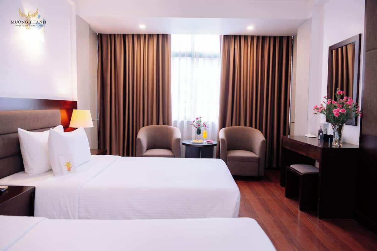 Deluxe Twin Room | Bar mini, meja, kalis bunyi, Wi-fi percuma 
