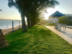 BBQ/picnic Area - Peacock Beach Resort & Spa (Hambantota)