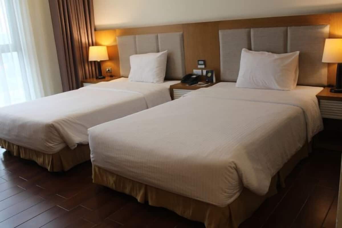 1 bedroom, minibar, in-room safe, desk