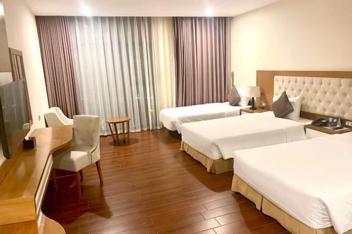 1 bedroom, minibar, in-room safe, desk