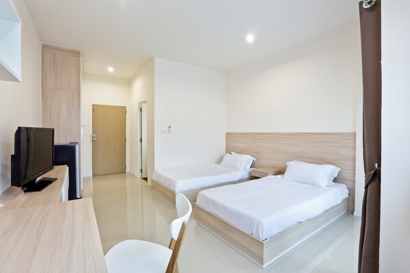 Superior Twin Room | Desk, blackout drapes, free WiFi, bed sheets - Rangh Place (Pluak Daeng)