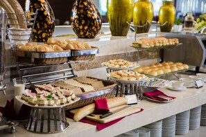 Snack bar - Muong Thanh Grand Hoang Mai Hotel (Hoang Mai)