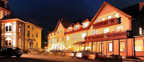 Front of property - evening/night