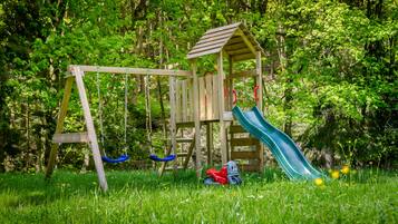Außen-Kinderspielplatz