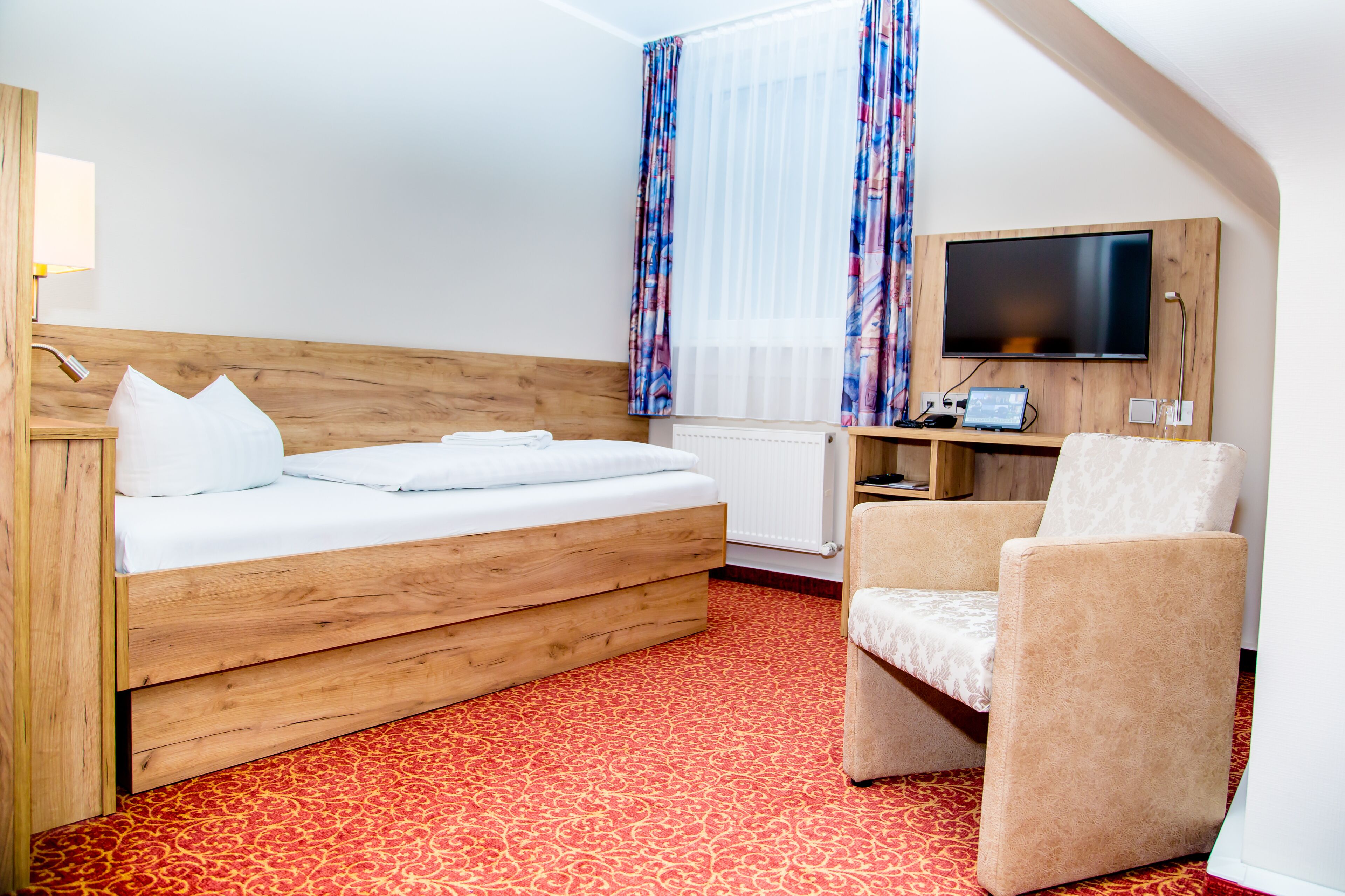 single room, 1 bedroom, non smoking | desk, laptop workspace, free wifi, bed sheets