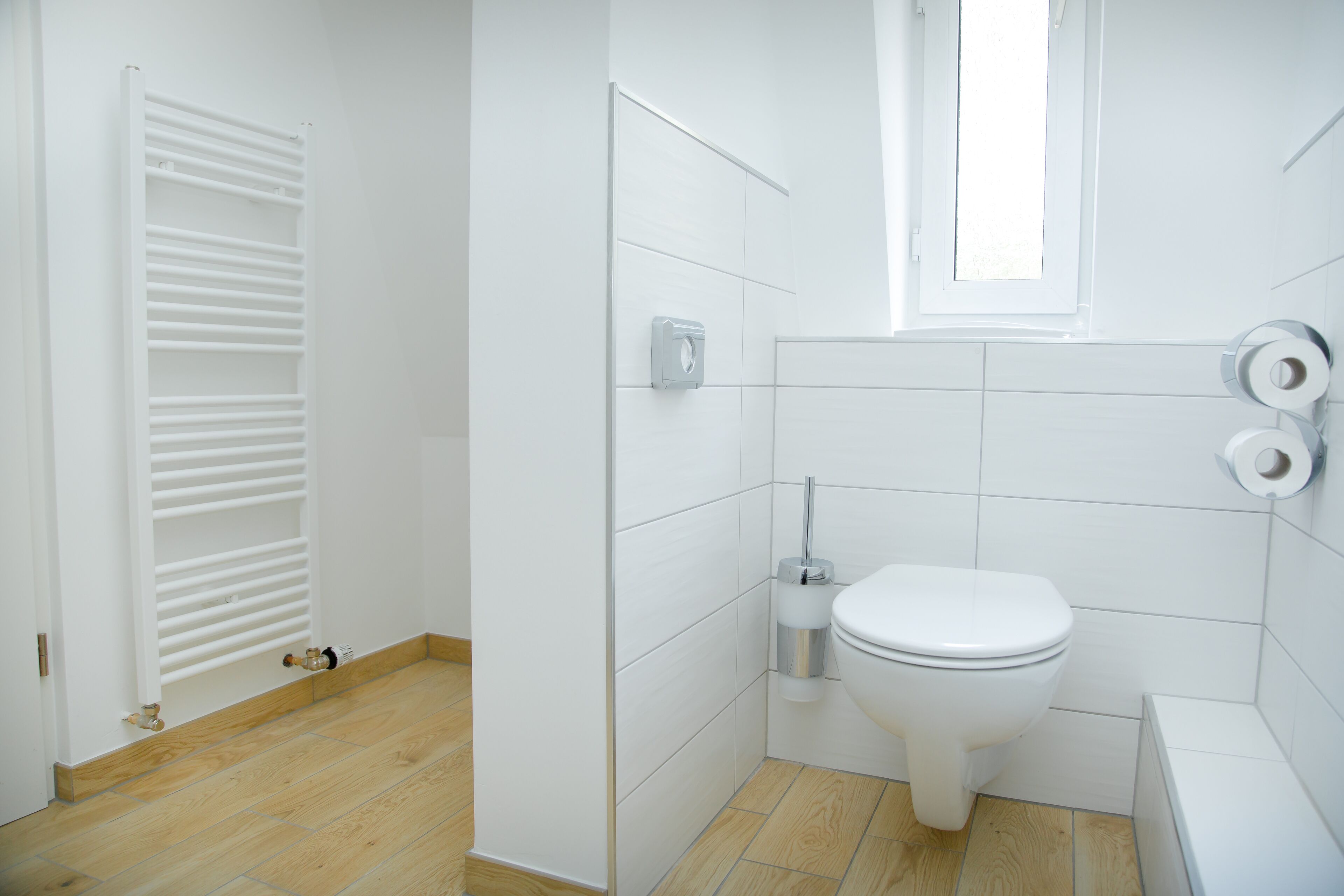 family room, 2 bedrooms, non smoking, park view | bathroom | free toiletries, hair dryer, towels, soap