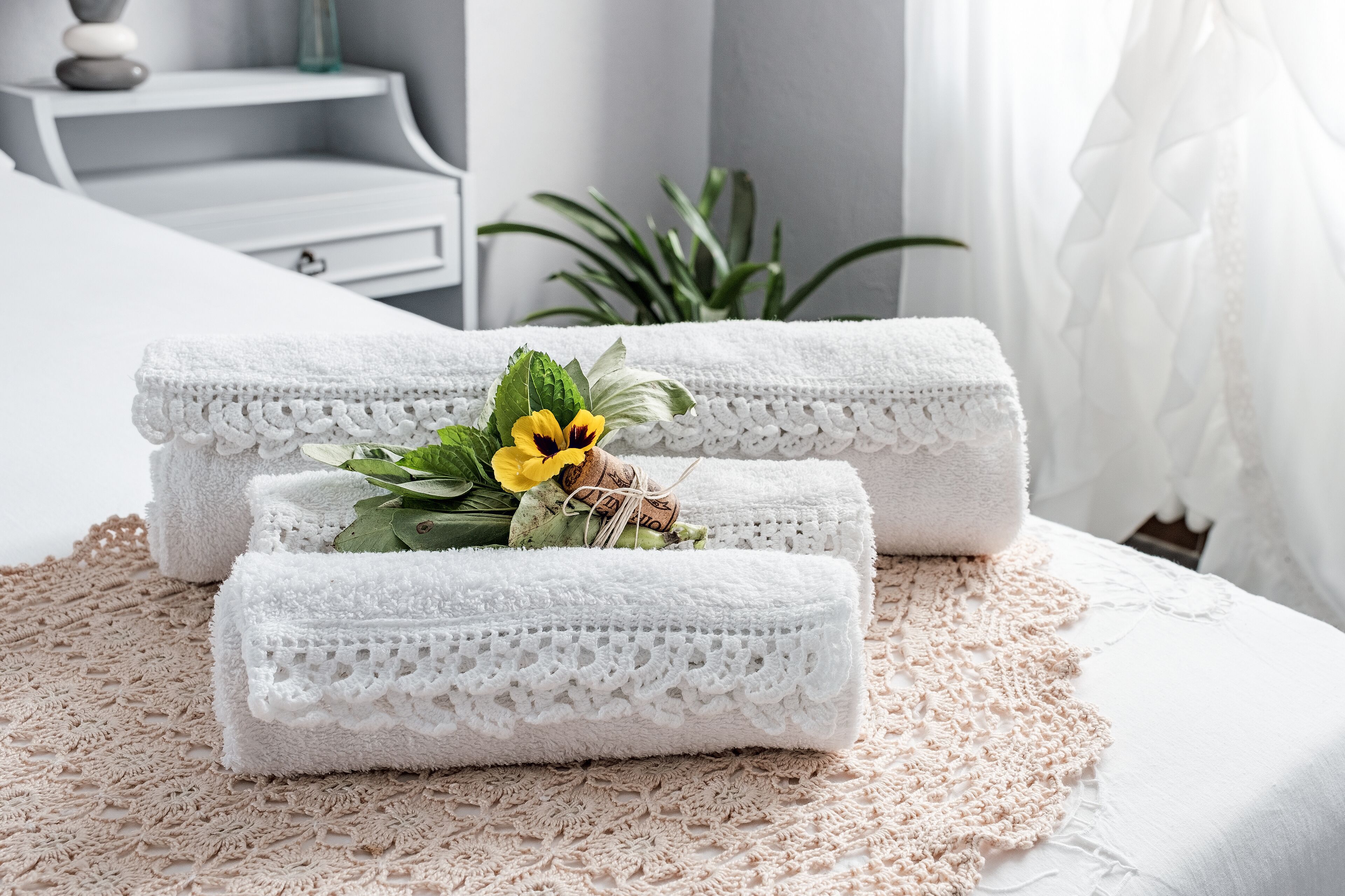 Camera quadrupla, 1 camera da letto, lato giardino | Una scrivania, Wi-Fi gratuito, lenzuola