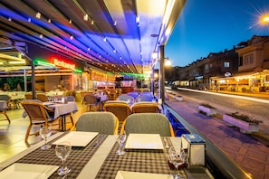 Breakfast, lunch and dinner served - Grand Villa Sol Apart (Marmaris)