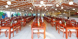 Lunsj og middag serveres