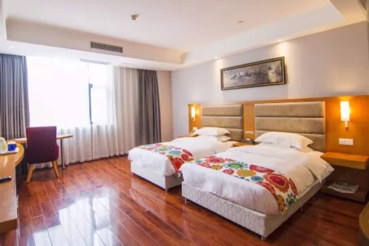 Desk, blackout curtains, iron/ironing board, free WiFi