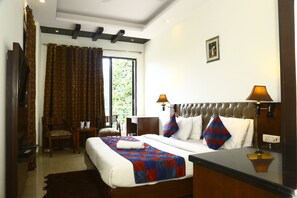 디럭스 더블룸, 침실 1개, 흡연, 시내 전망 | 발코니