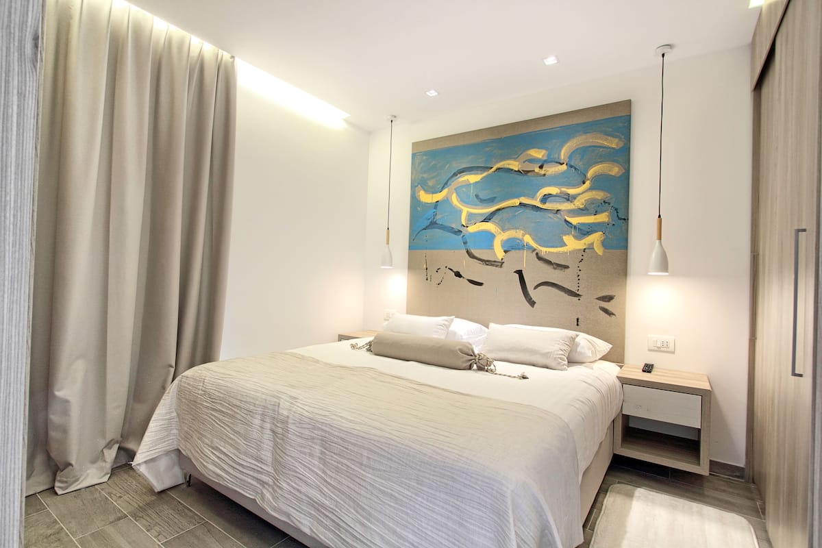 1 bedroom, in-room safe, free WiFi, bed sheets