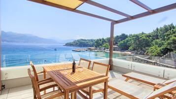 Suite Premium, 1 chambre, balcon, vue mer | Vue sur lâeau