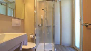 Twin Room, Balcony (Lateral view) | Bathroom | Free toiletries, hair dryer, towels