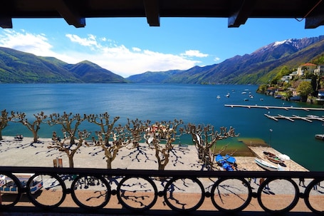 Vista al lago