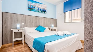 Economy Apartment, 1 Bedroom | 1 bedroom, soundproofing, iron/ironing board, free WiFi