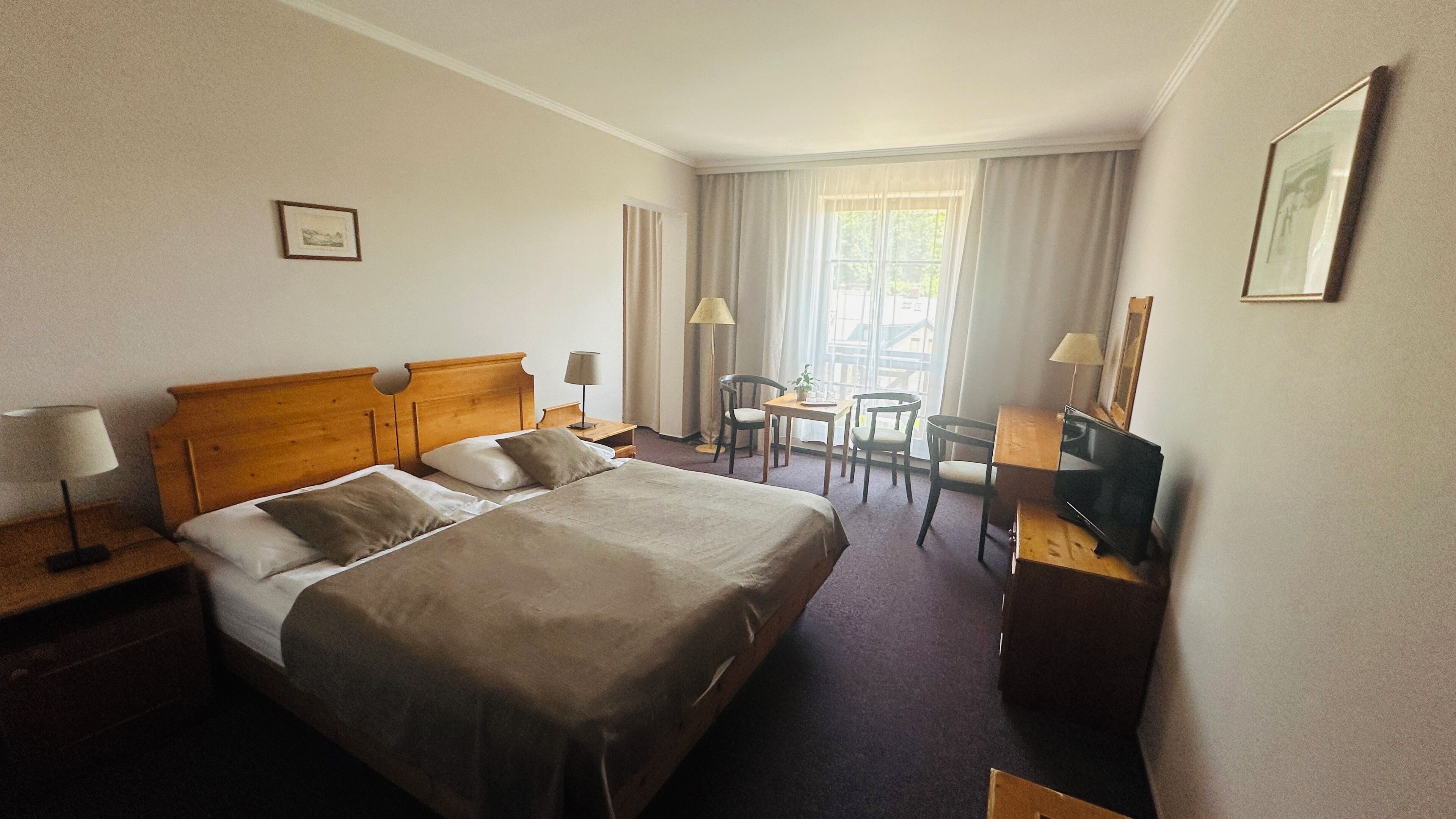 Desk, iron/ironing board, free WiFi, bed sheets